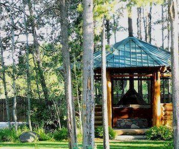 Silverwolf Log Chalets Coram Dış mekan fotoğraf
